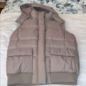 Gap Puffer Vest